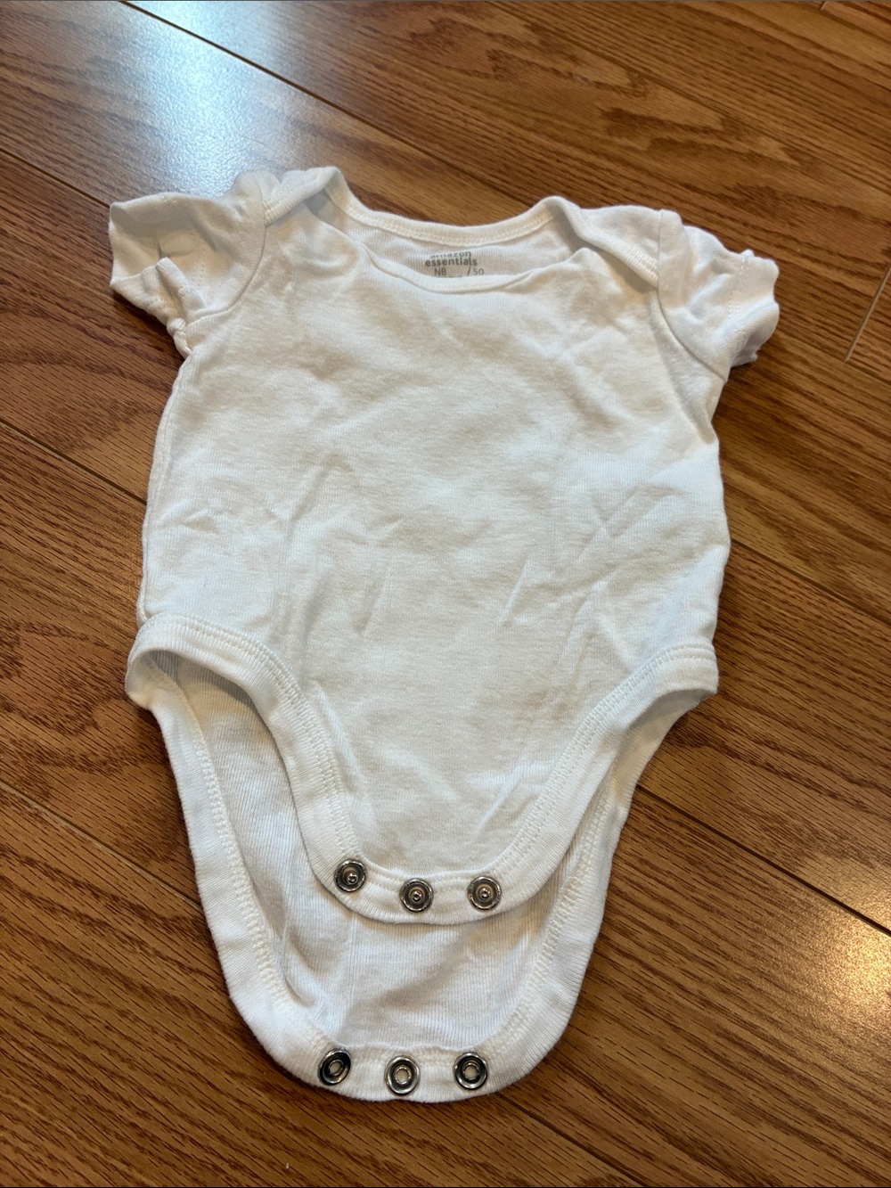 20/25$ 🧸 Plain White Short Sleeve Baby Bodysuit with Snaps